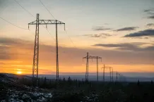 Vindkraftverk och elnät i svenskt landskap